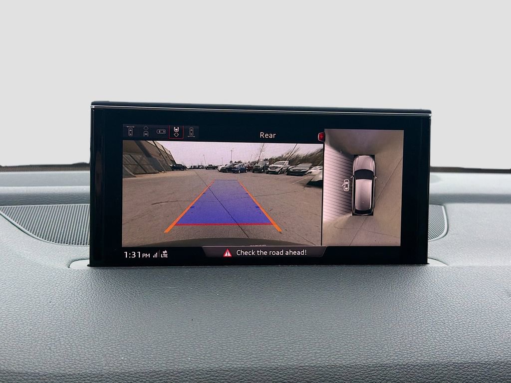 Used 2017 Audi Q7 3.0T Premium Plus w/ Premium Plus Package image 32