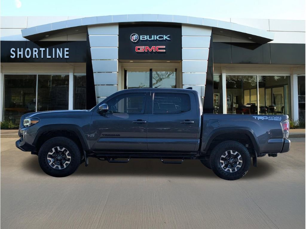 Used 2023 Toyota Tacoma TRD Off-Road w/ Technology Package AWD/4WD image 6