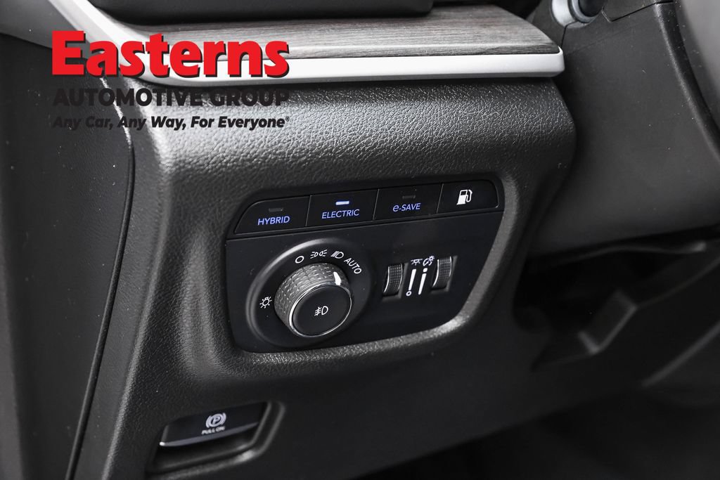Used 2023 Jeep Grand Cherokee 4WD 4xe image 24