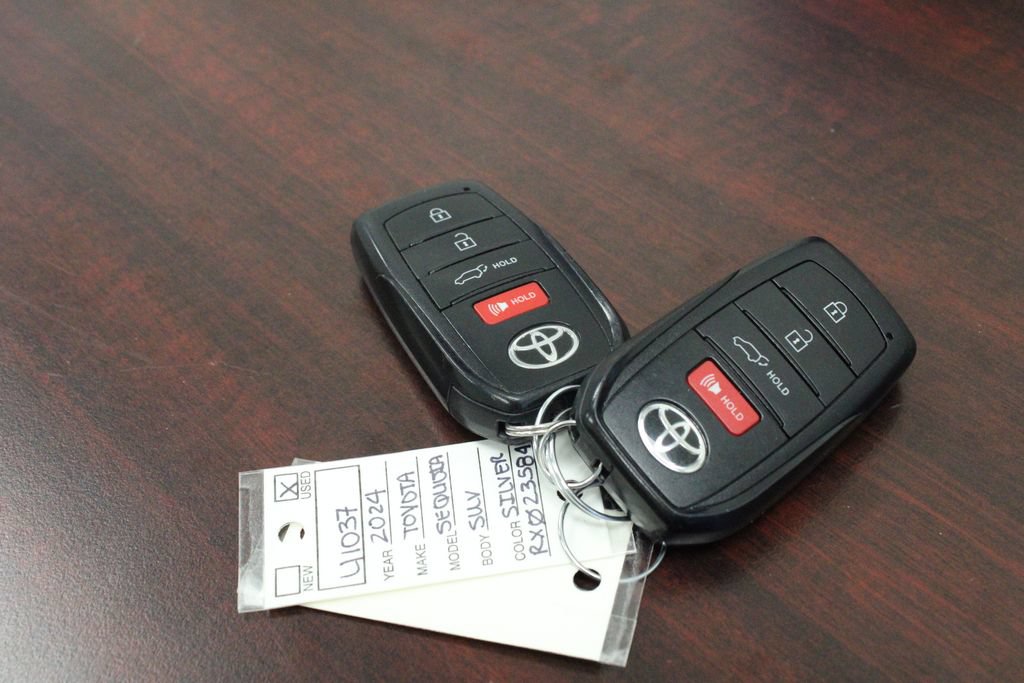 Certified 2024 Toyota Sequoia Limited AWD/4WD image 31