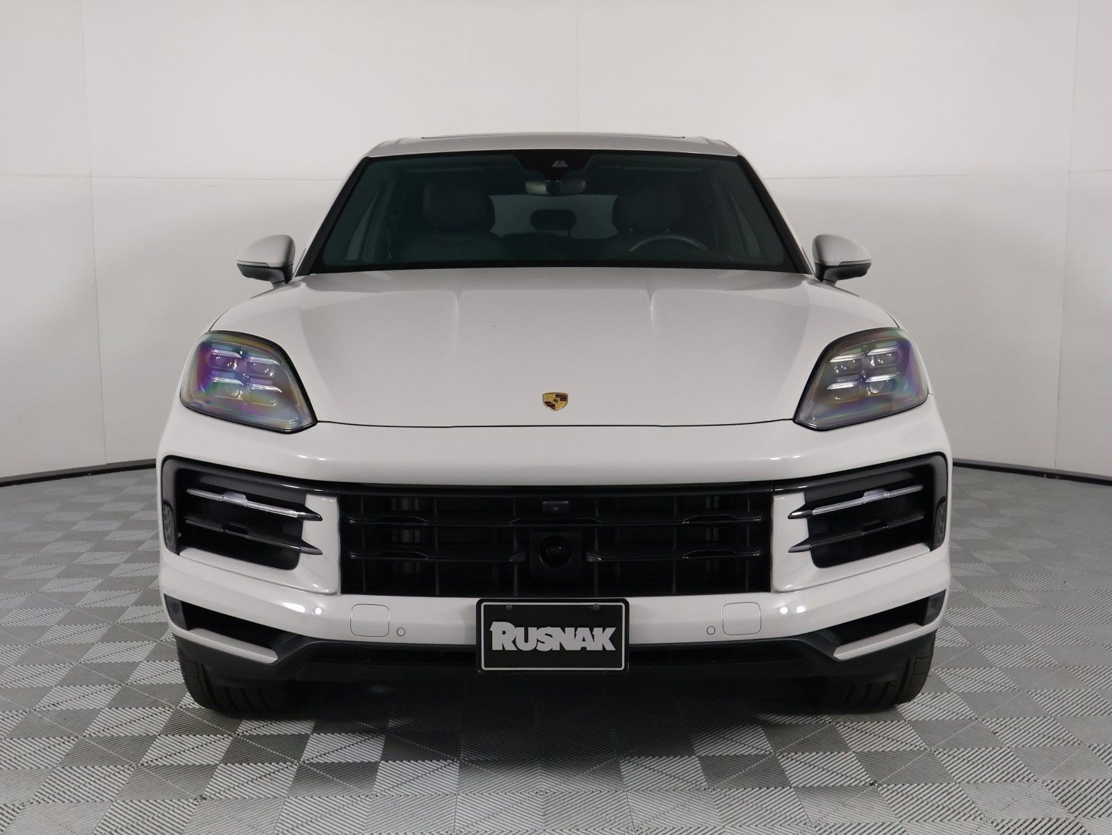 Certified 2026 Porsche Cayenne E-Hybrid AWD/4WD image 10
