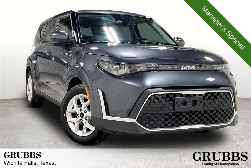 Used 2025 Kia Soul LX