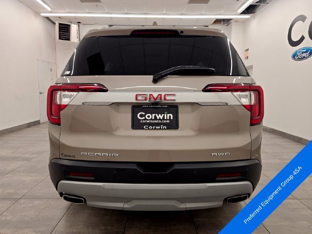 Used 2022 GMC Acadia SLT w/ Technology Package AWD/4WD image 4