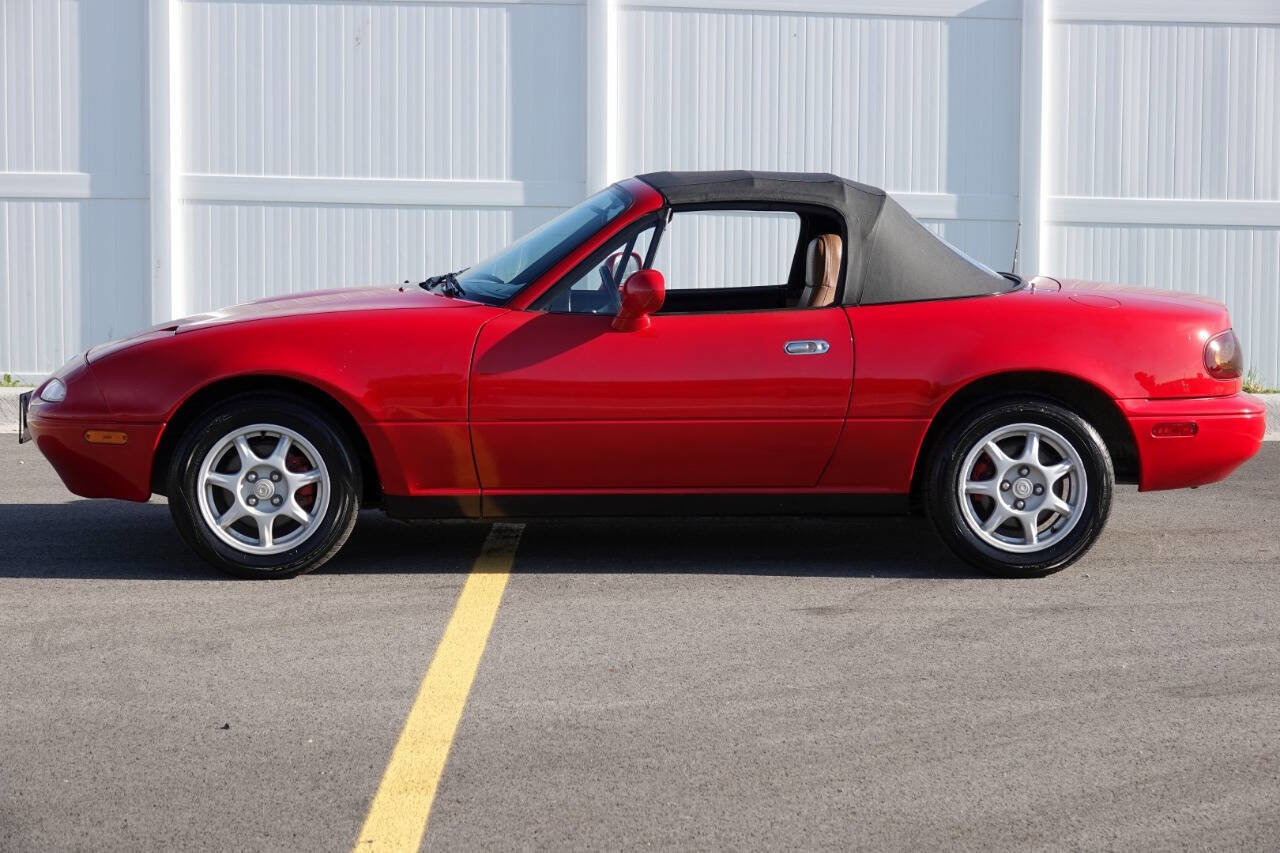 Used 1996 MAZDA MX-5 Miata M-Edition RWD image 13