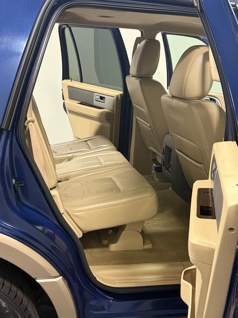Used 2012 Ford Expedition XLT AWD/4WD image 10
