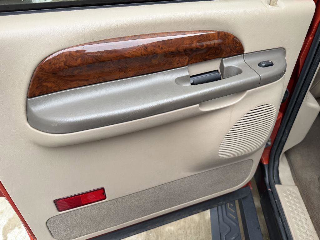 Used 2002 Ford Excursion Limited image 24