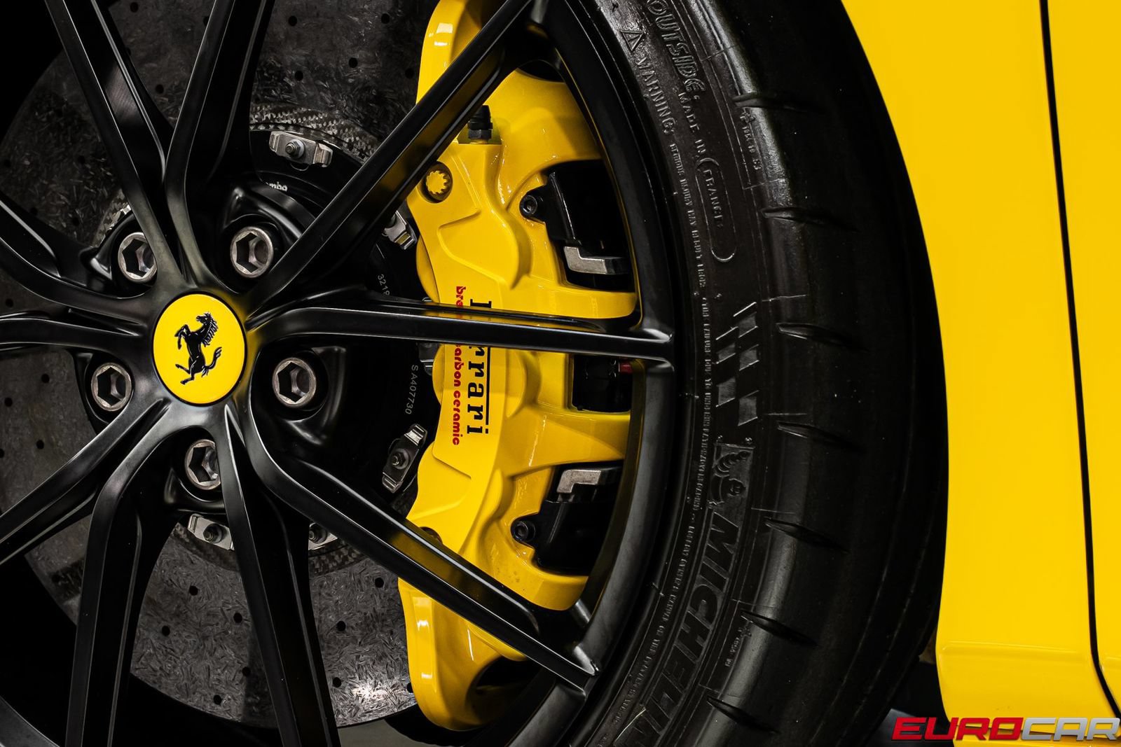 Used 2020 Ferrari 488 Pista Coupe RWD image 32