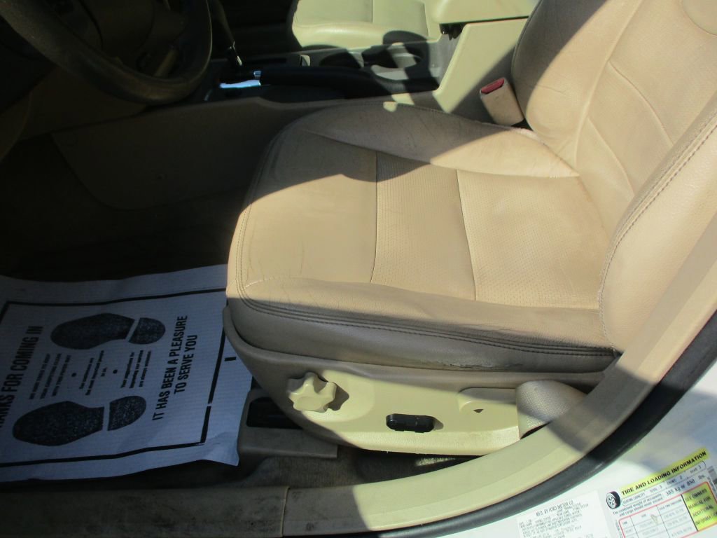 Used 2009 Ford Fusion SEL image 13