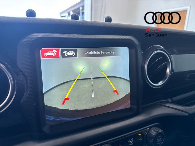 Used 2022 Jeep Wrangler Unlimited Rubicon w/ Trailer Tow Package image 16