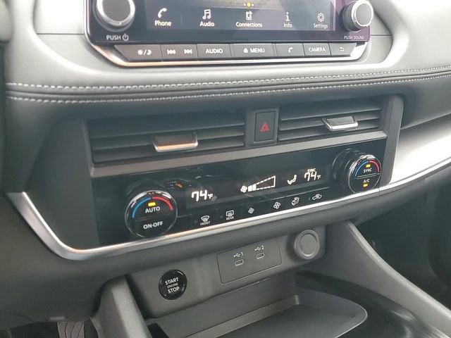 Used 2025 Nissan Rogue SV image 26