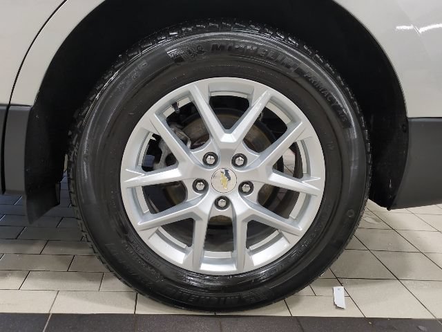 Used 2022 Chevrolet Equinox LS FWD image 25