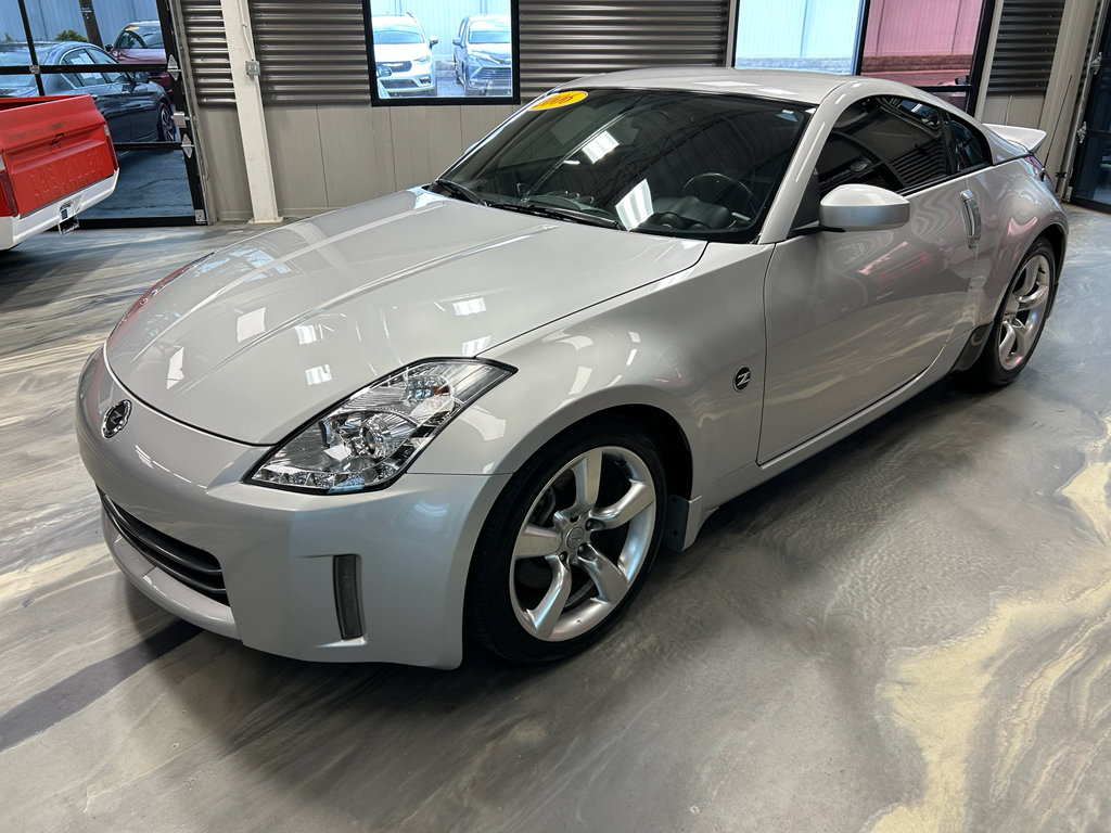 Used 2006 Nissan 350Z Coupe w/ (N93) Cargo Convenience Pkg RWD image 26