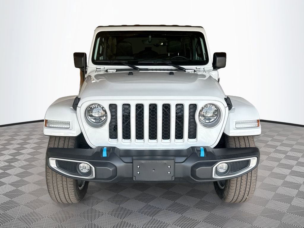Used 2023 Jeep Wrangler Unlimited Sahara w/ Cold Weather Group AWD/4WD video 2