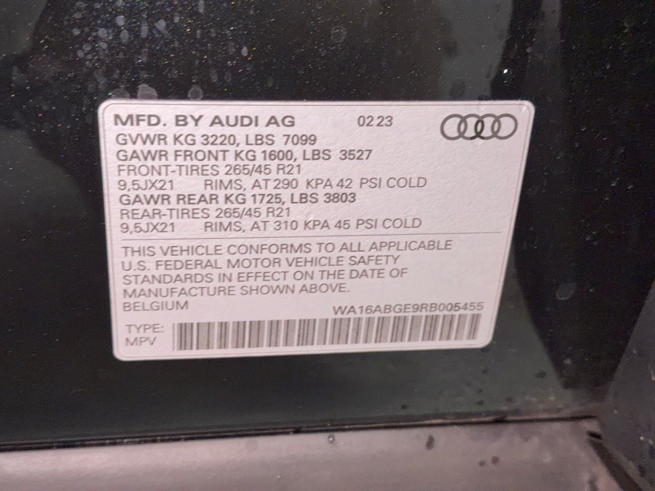 Used 2024 Audi Q8 e-tron Premium Plus w/ Prestige Package AWD/4WD image 31