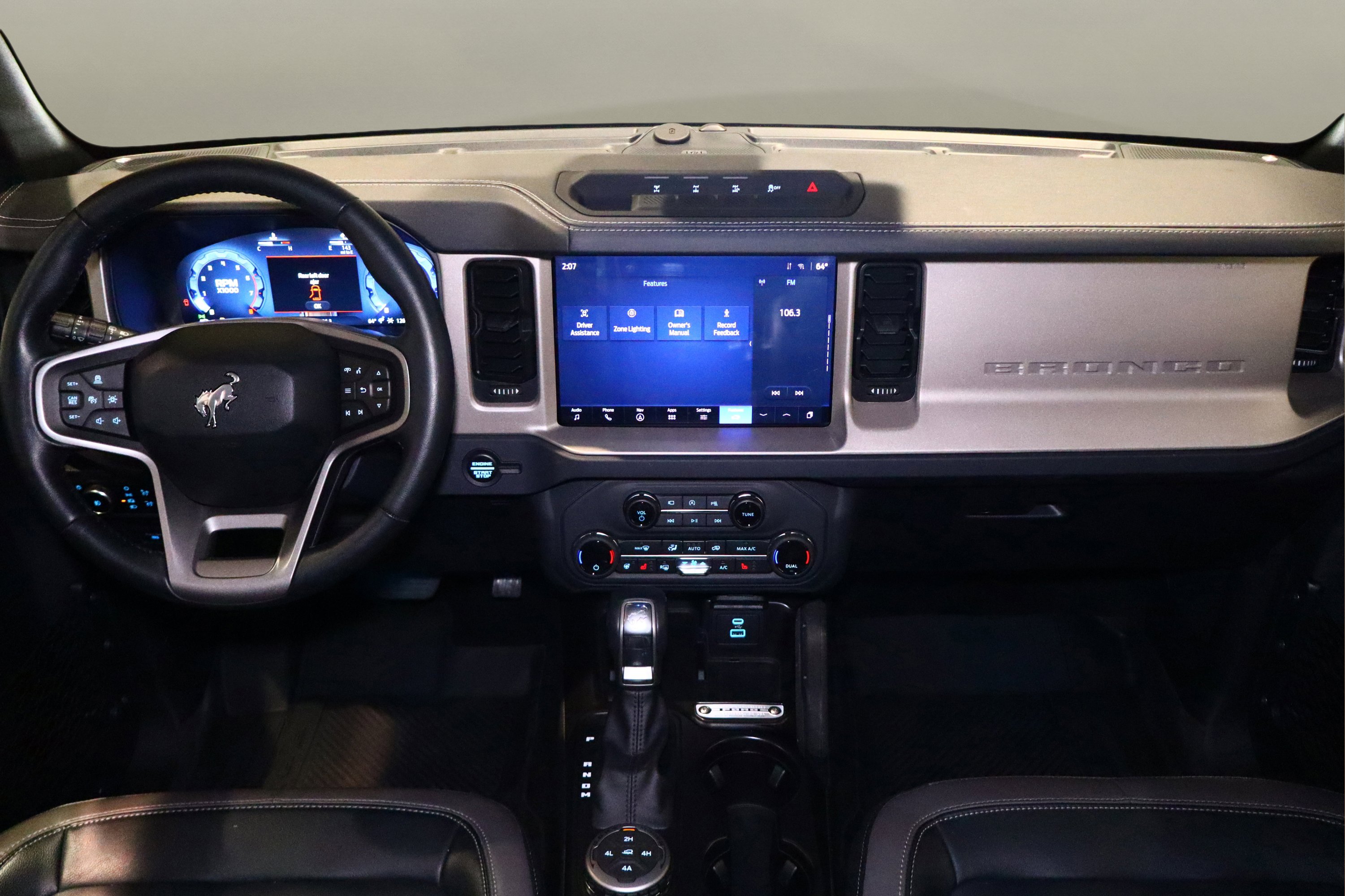 Used 2025 Ford Bronco Outer Banks w/ Sasquatch Package image 23