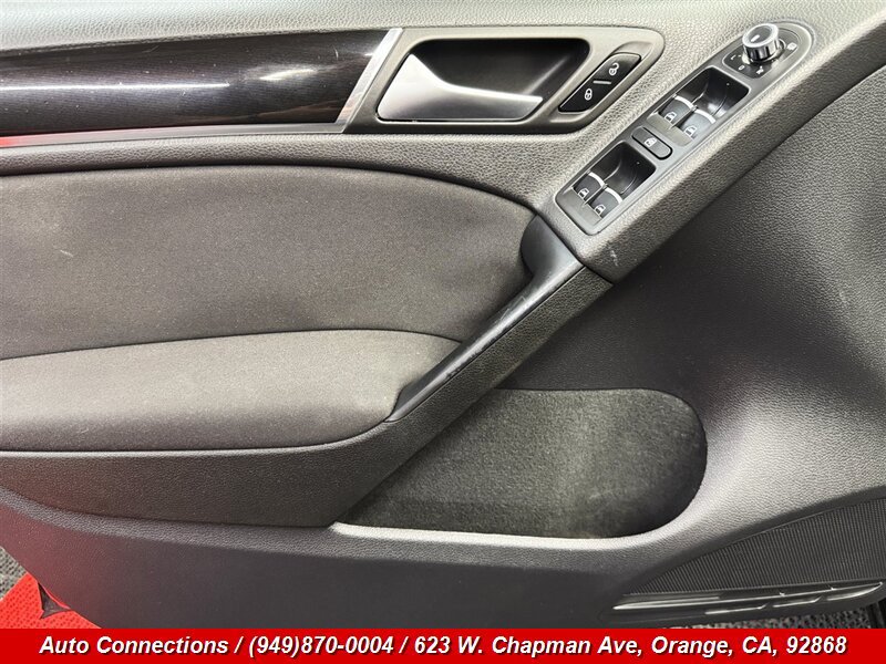 Used 2012 Volkswagen Golf 4-Door FWD image 28