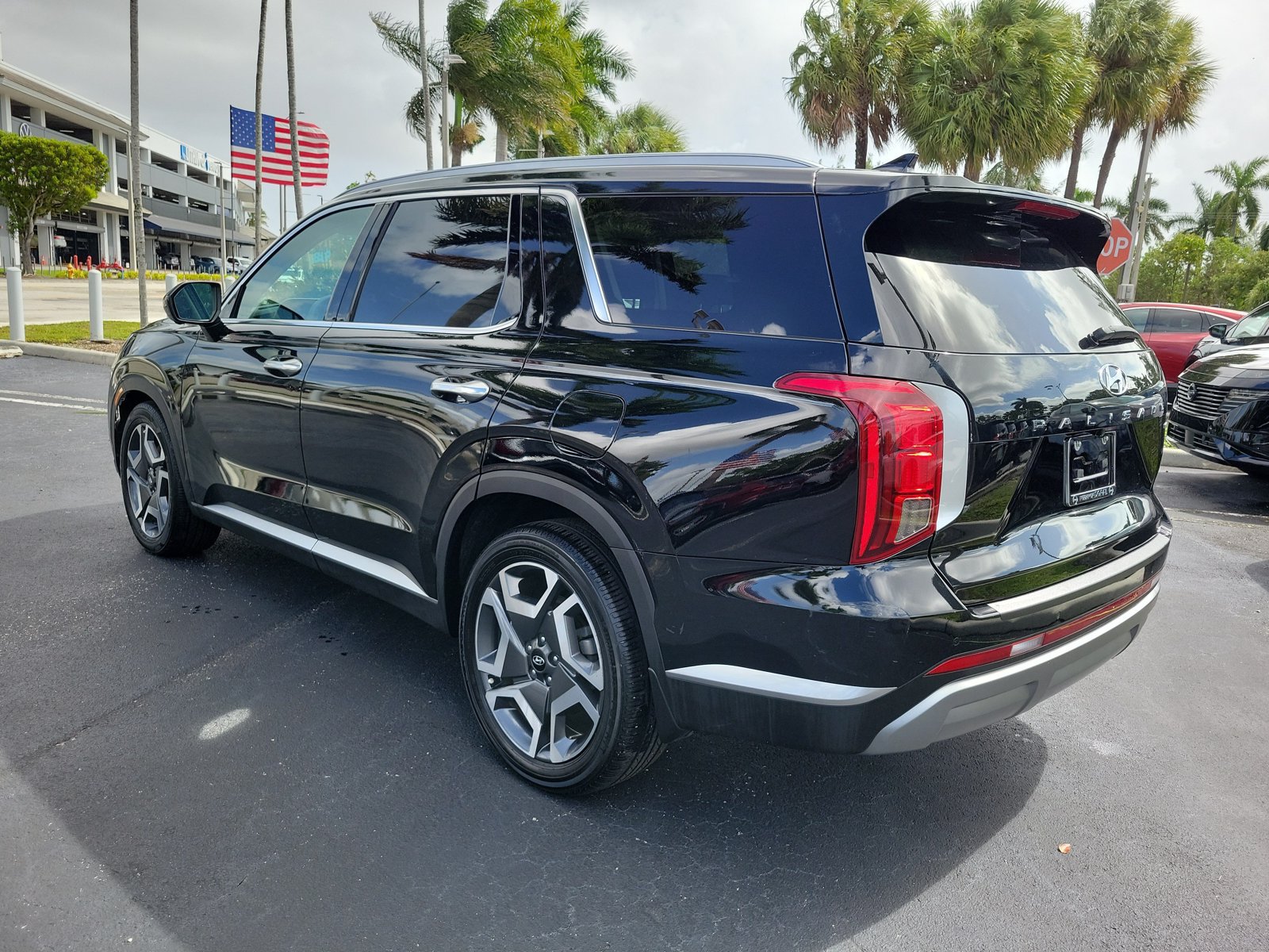 Used 2023 Hyundai Palisade SEL AWD/4WD image 6