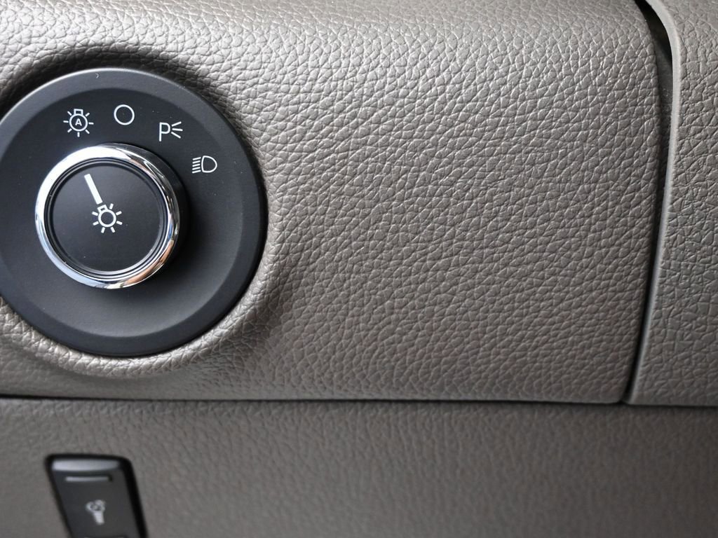 Used 2017 Lincoln Navigator Select image 27