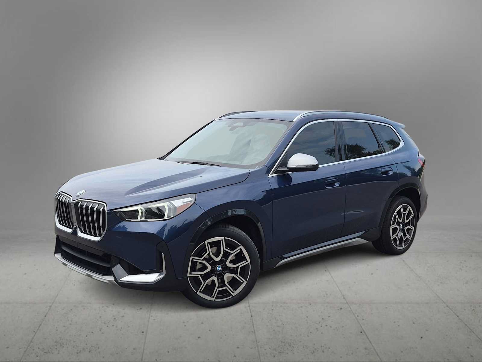 Used 2024 BMW X1 xDrive28i w/ Technology Package
