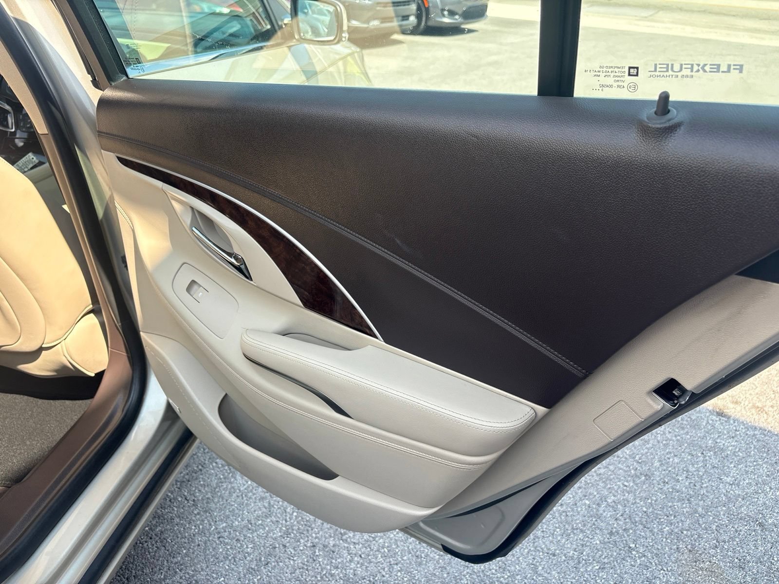 Used 2014 Buick LaCrosse Premium w/ Driver Confidence Package AWD/4WD image 17