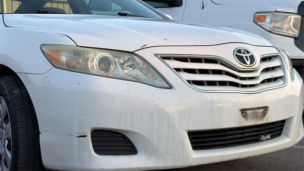 Used 2010 Toyota Camry SE image 13