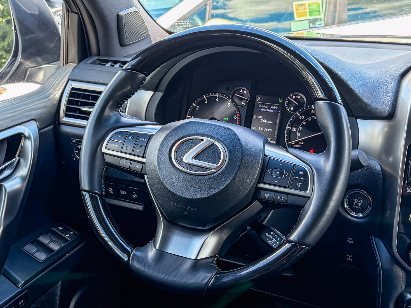 Used 2023 Lexus GX 460 Luxury w/ Sport Design Package image 14