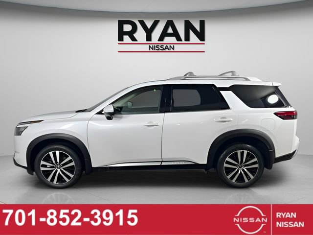 New 2025 Nissan Pathfinder Platinum w/ Cargo Package image 10