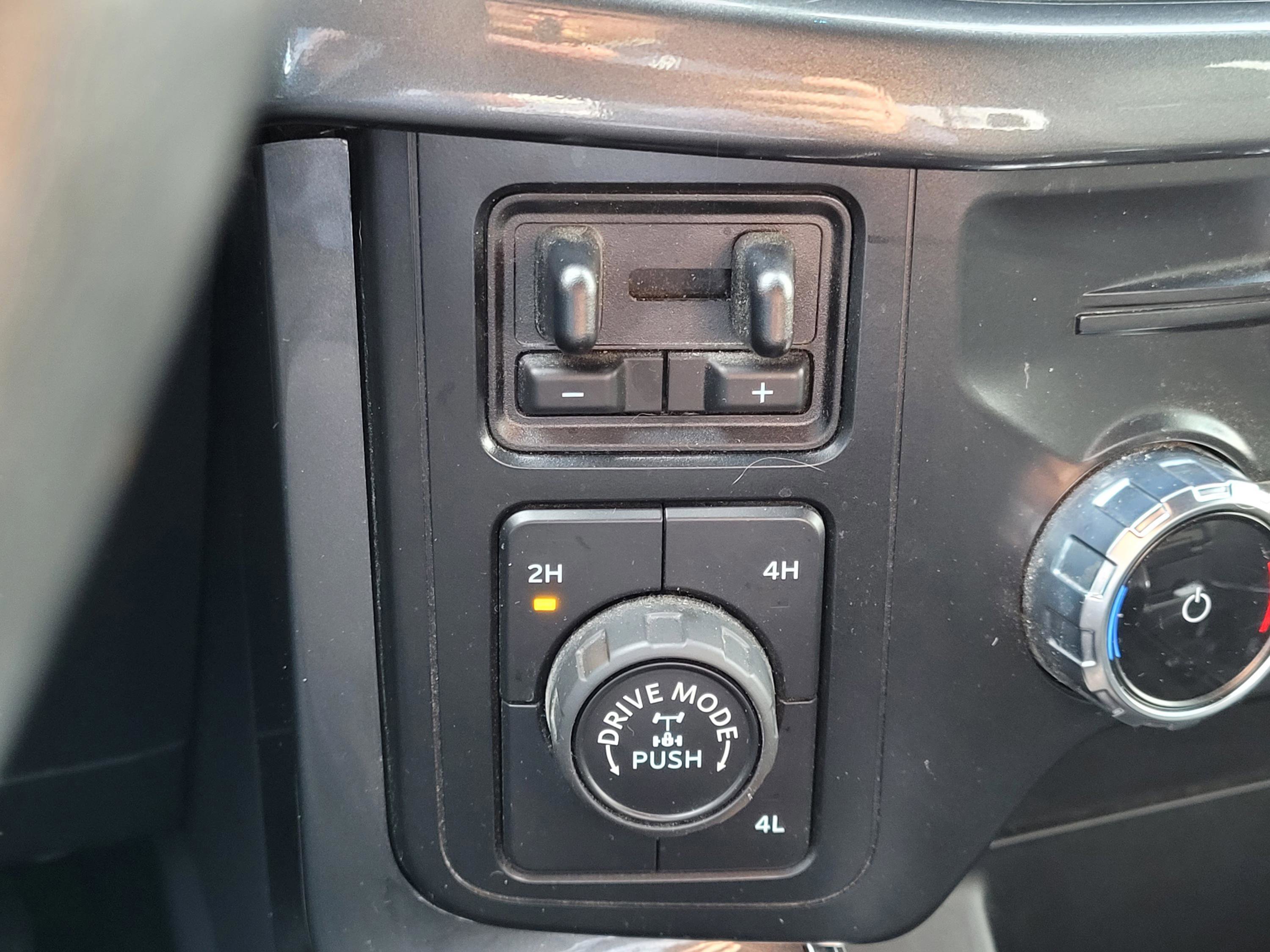 Certified 2022 Ford F150 XLT w/ Equipment Group 302A High image 24