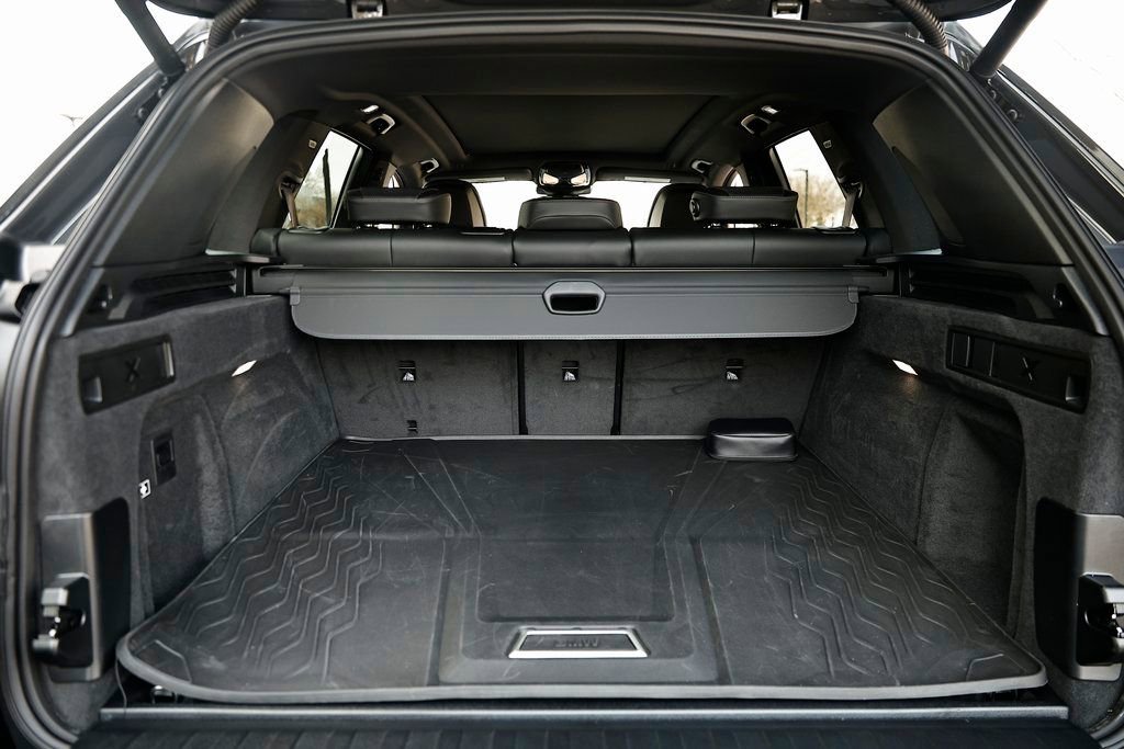 Used 2026 BMW X5 xDrive40i w/ M Sport Package image 30