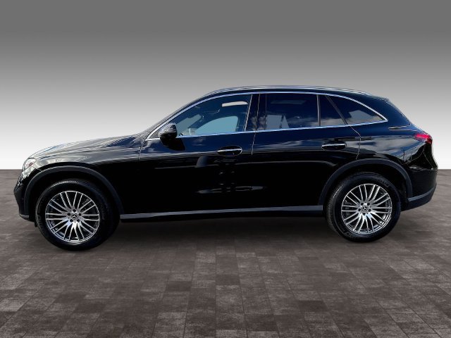 Used 2026 Mercedes-Benz GLC 300 4MATIC image 7