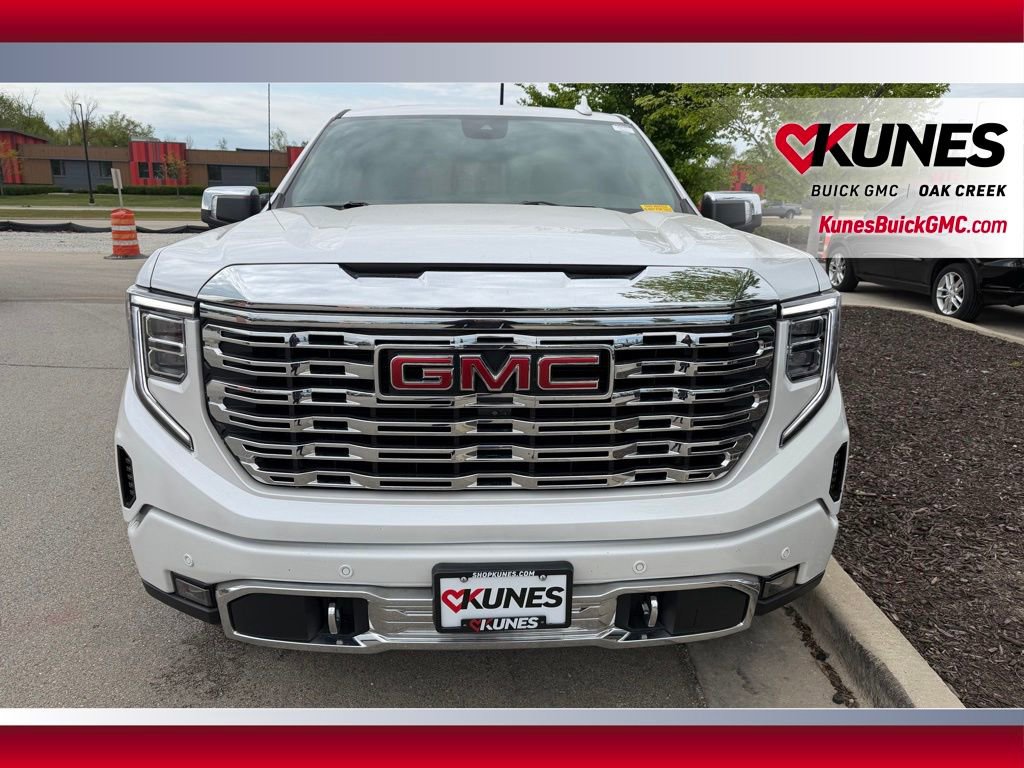 Used 2023 GMC Sierra 1500 Denali AWD/4WD image 2