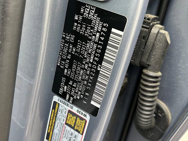 Used 2025 Kia Sportage LX FWD image 29