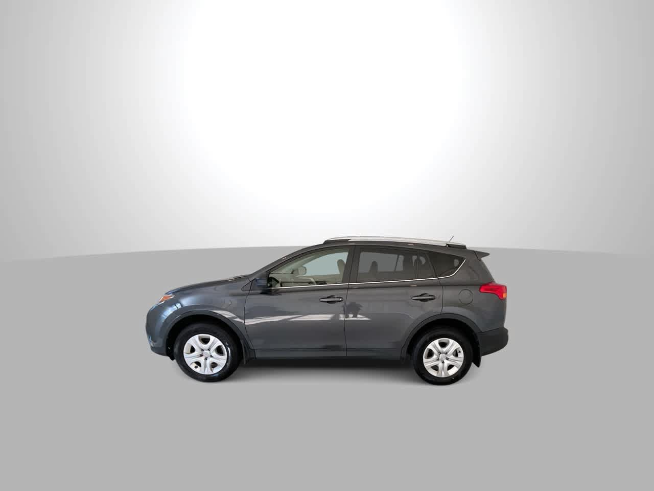 Used 2013 Toyota RAV4 LE AWD/4WD image 5