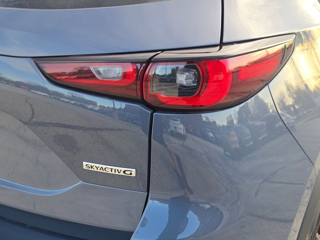 Used 2024 MAZDA CX-5 Carbon Edition AWD/4WD image 11