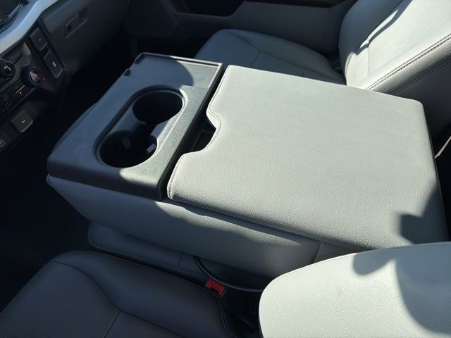 New 2025 Ford F550 4x4 Regular Cab Super Duty image 7
