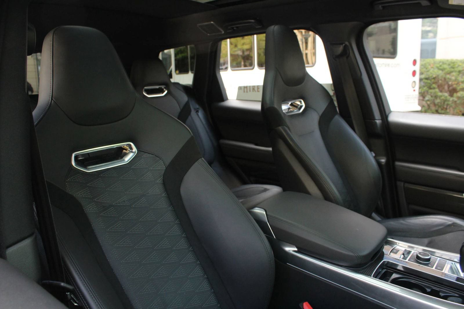 Used 2019 Land Rover Range Rover Sport SVR AWD/4WD image 26