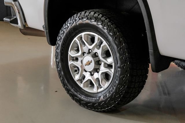 Used 2023 Chevrolet Silverado 3500 LTZ w/ LTZ Convenience Package AWD/4WD image 50