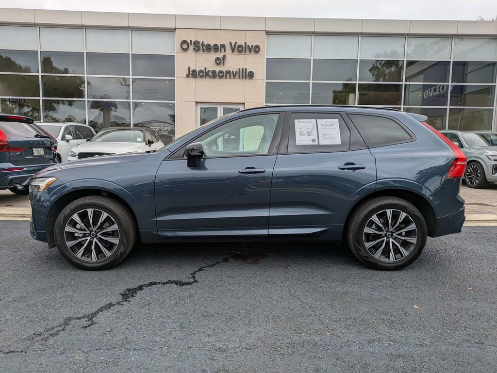 Certified 2024 Volvo XC60 B5 Plus w/ Protection Package Premier AWD/4WD image 3