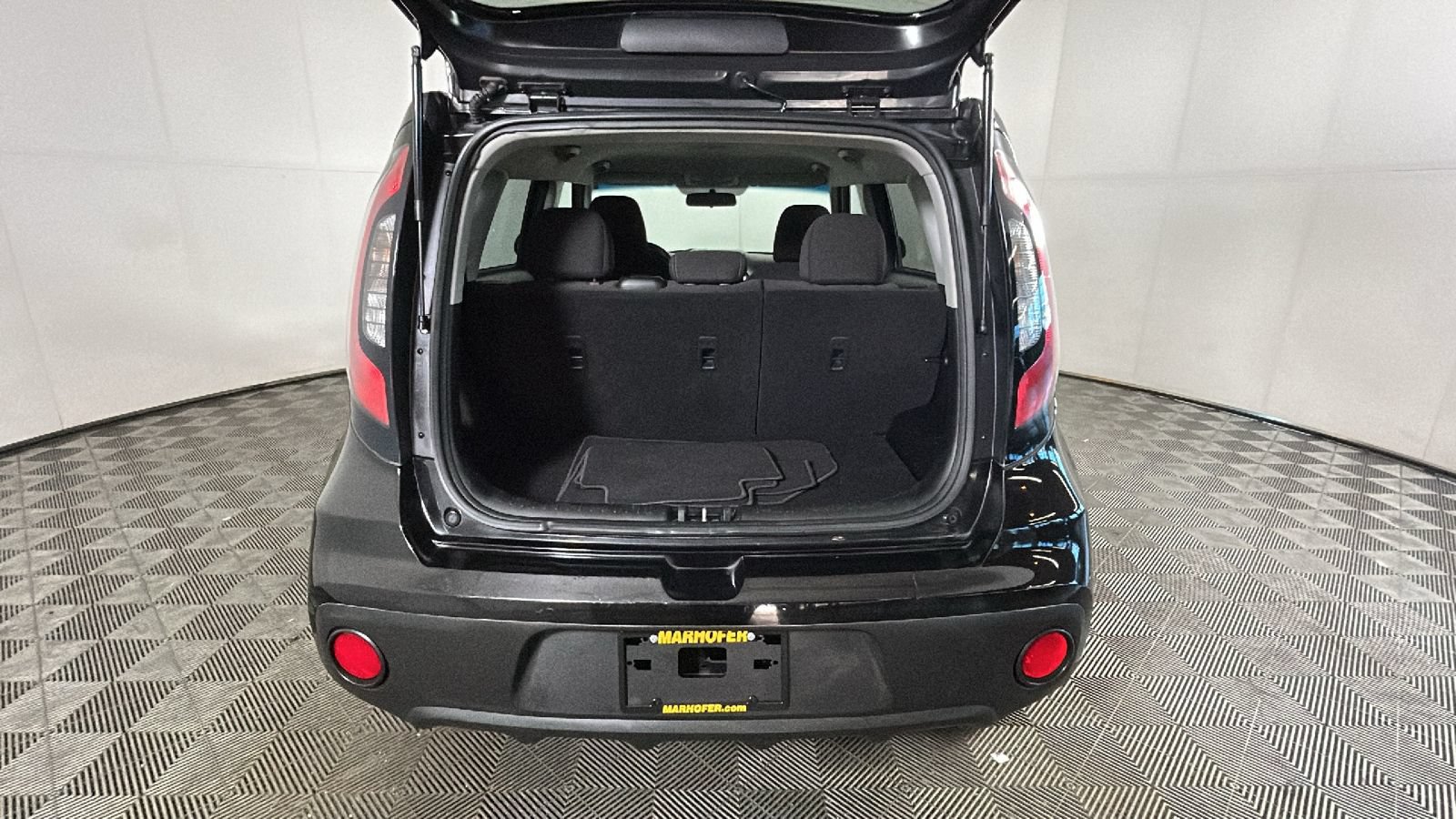 Used 2019 Kia Soul FWD image 32