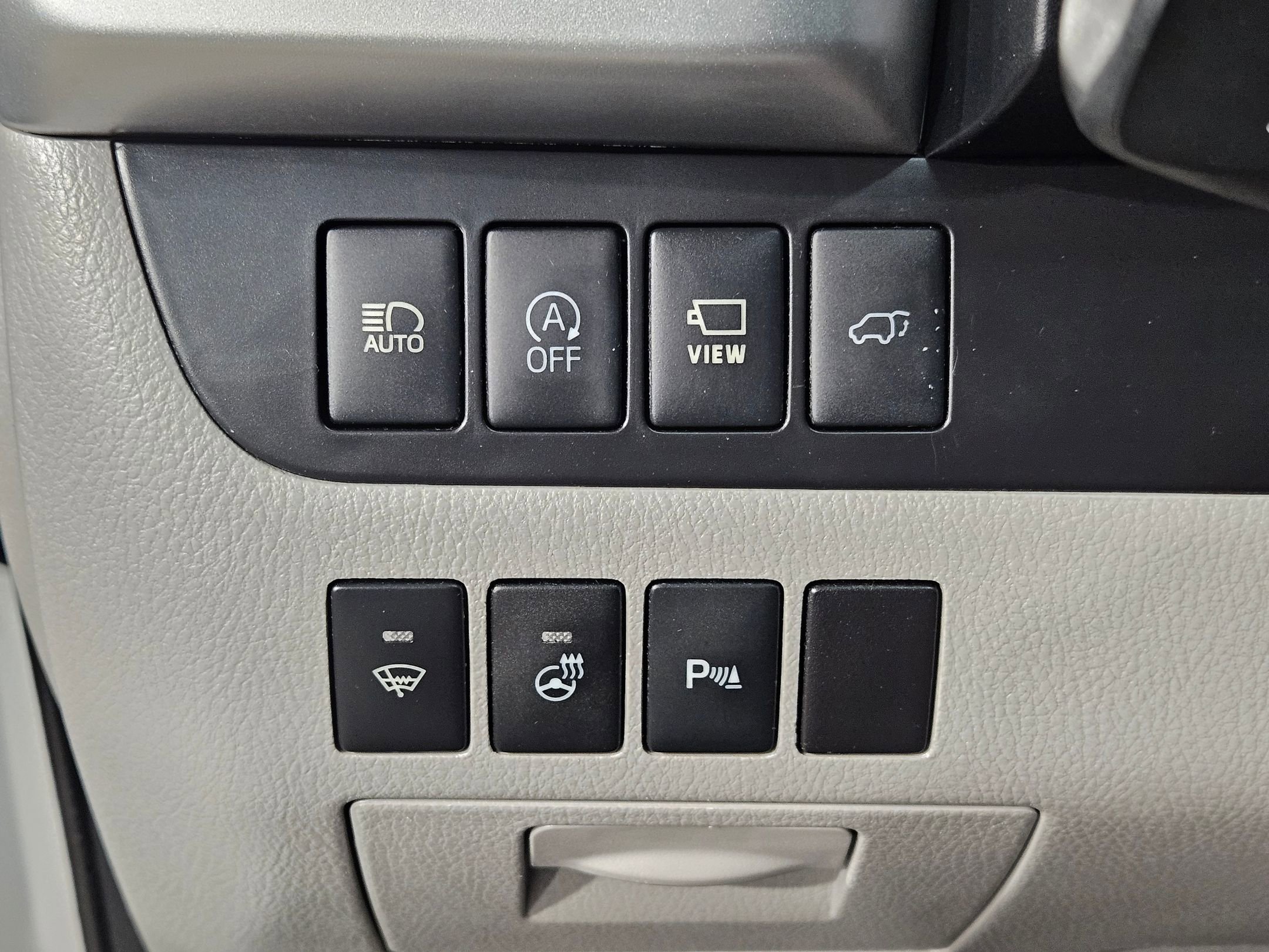 Used 2017 Toyota Highlander Limited Platinum image 26