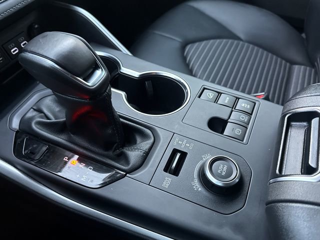 Used 2025 Toyota Highlander XSE image 26