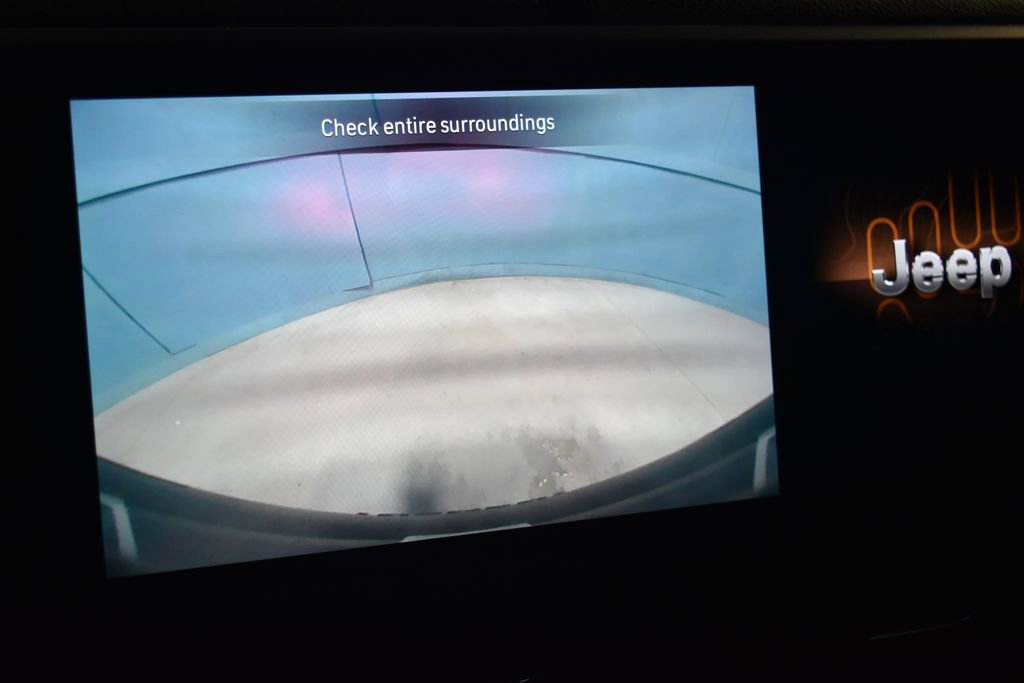 Used 2024 Jeep Wrangler Unlimited w/ Convenience Group image 11