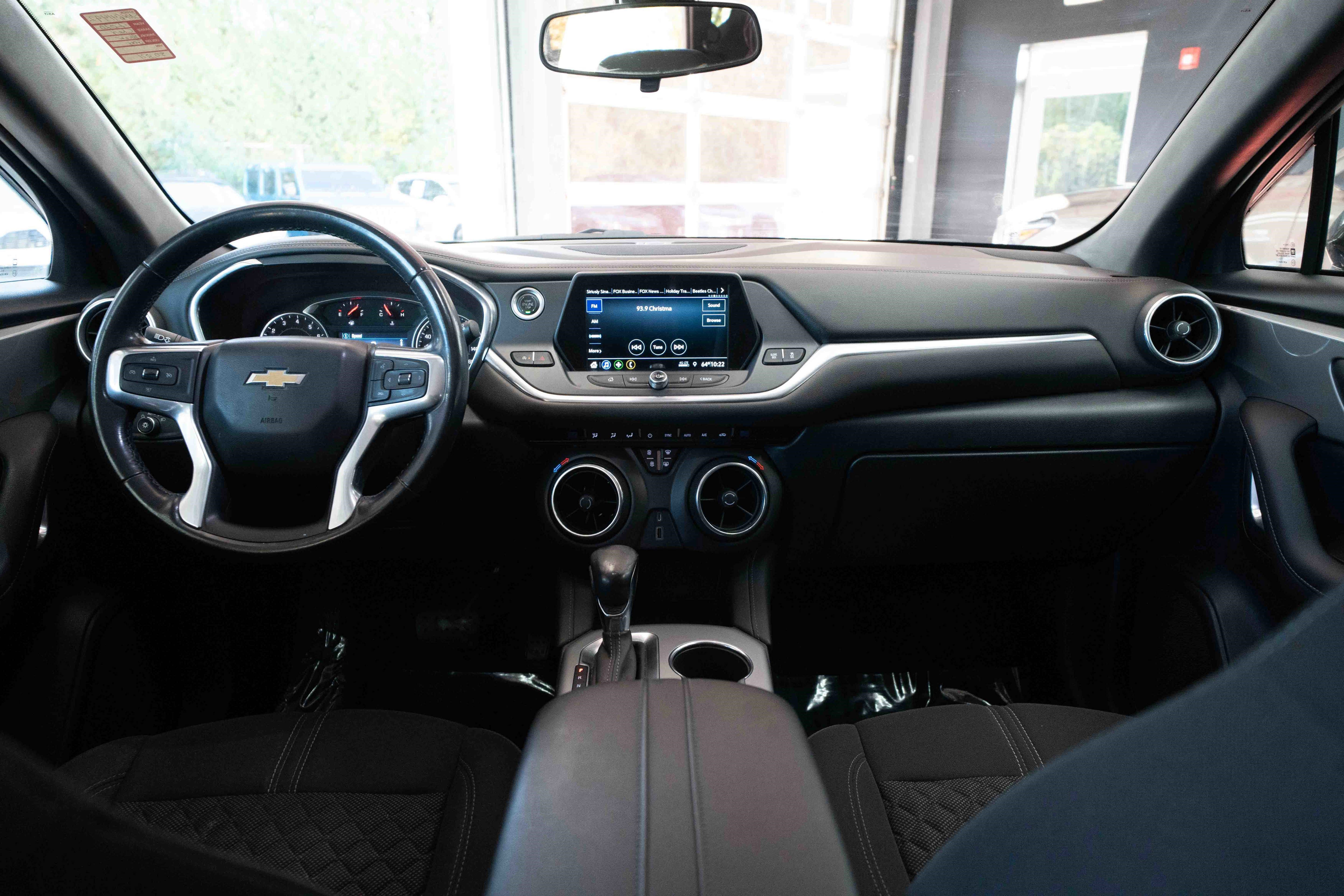 Used 2020 Chevrolet Blazer LT image 20