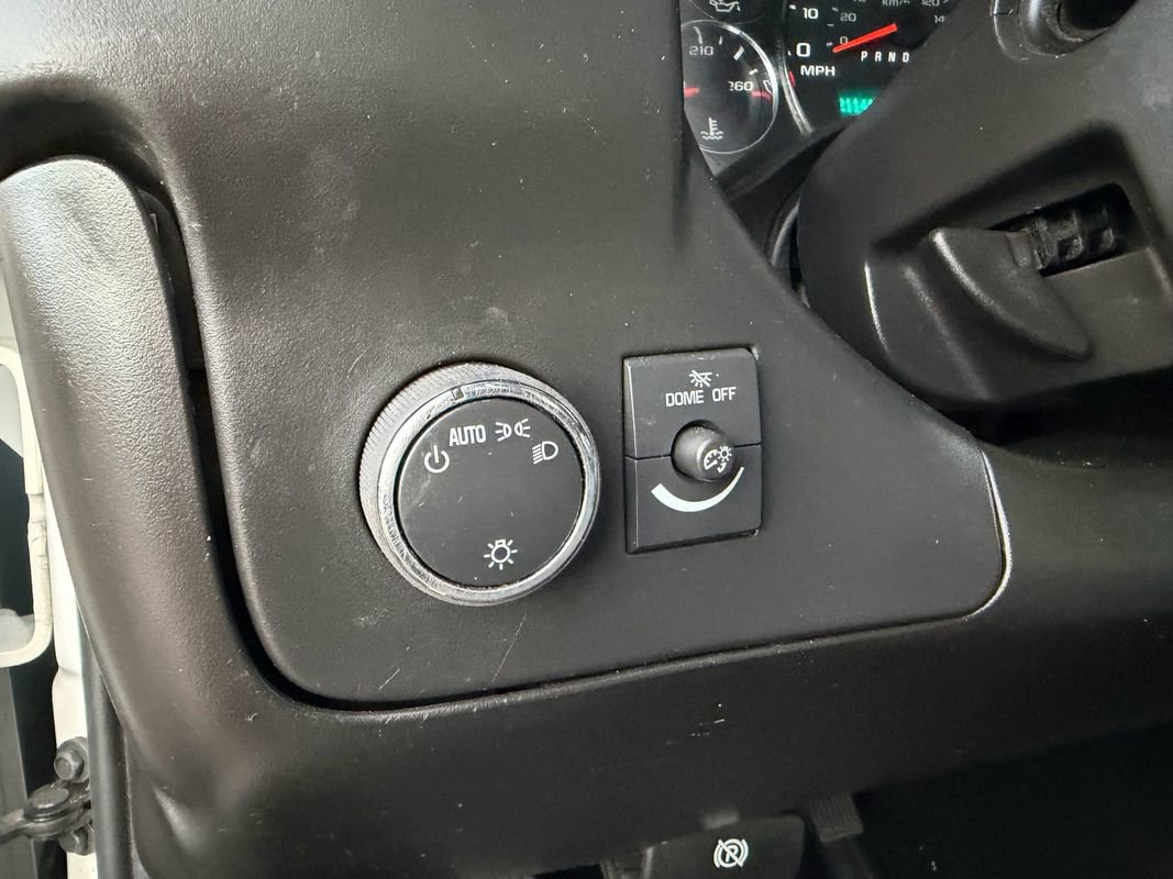 Used 2015 GMC Savana 3500 3500 image 14