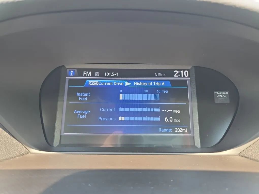 Used 2017 Acura TLX w/ Technology Package FWD image 28