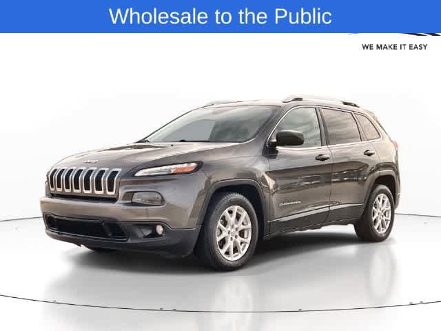 Used 2015 Jeep Cherokee Latitude w/ Comfort/Convenience Group FWD image 1