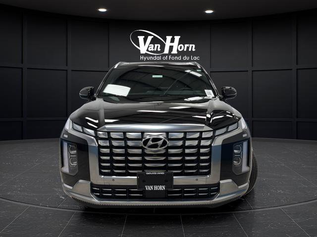 Used 2024 Hyundai Palisade Calligraphy AWD/4WD image 2
