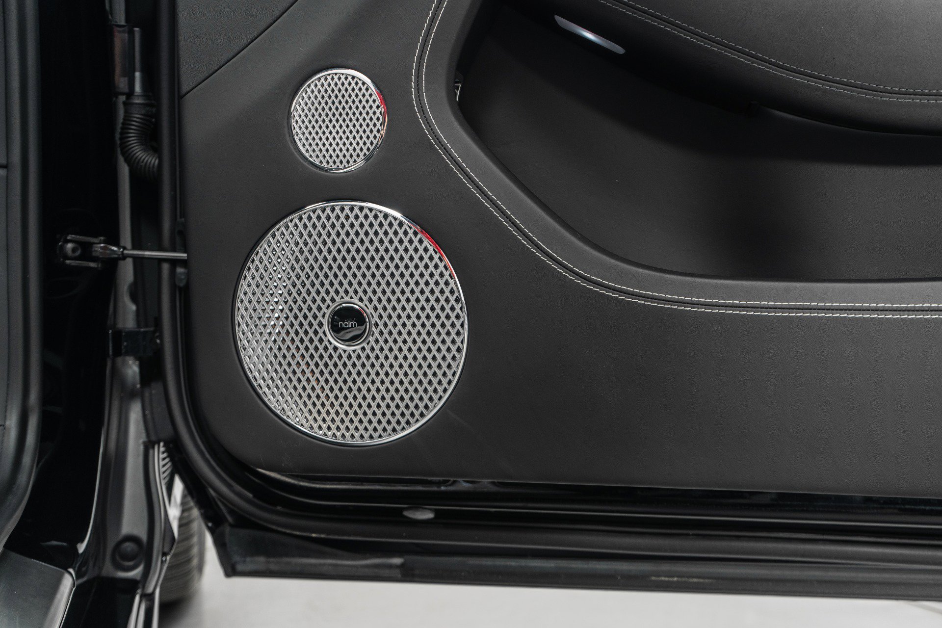 Used 2023 Bentley Continental GT V8 image 46