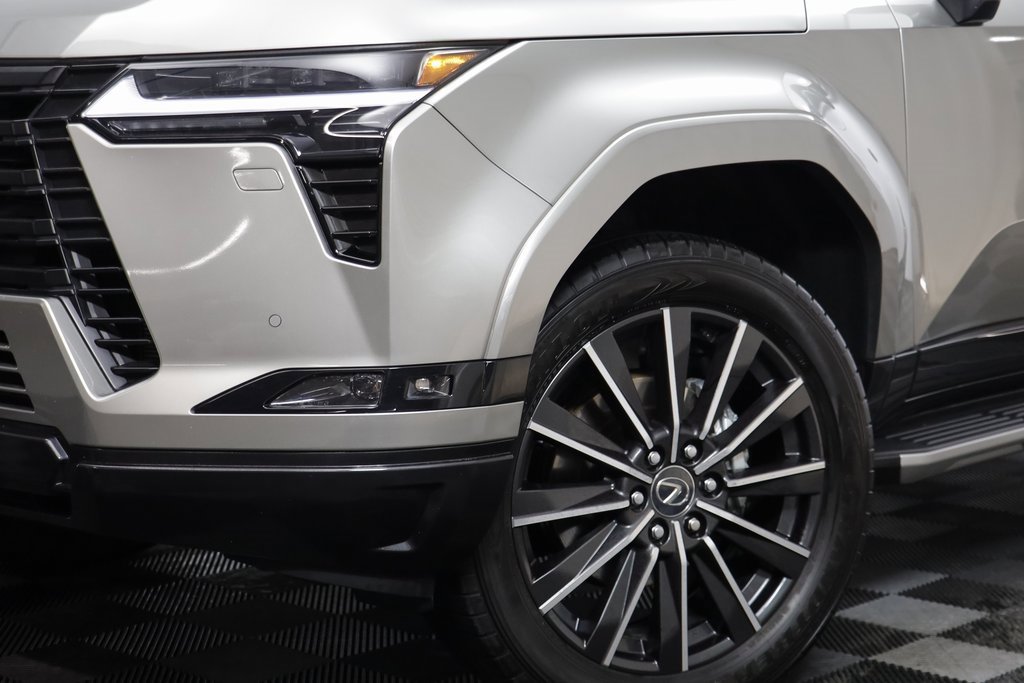 Used 2024 Lexus GX 550 550 Luxury w/ Accessory Package (Z1) image 3