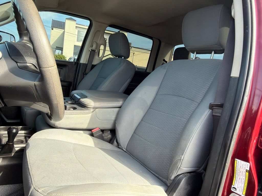 Used 2018 RAM 3500 Tradesman w/ Chrome Appearance Group AWD/4WD image 27